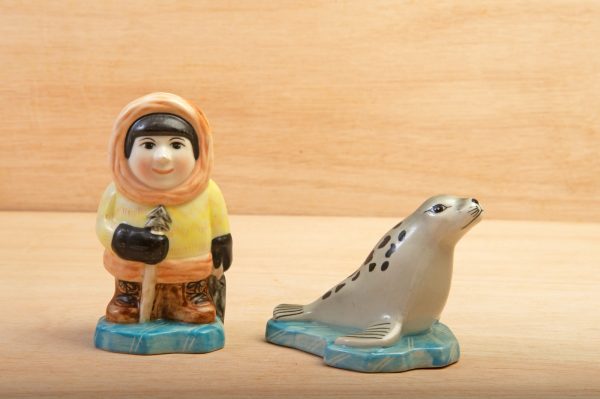 Eskimo and seal salt and pepper pots